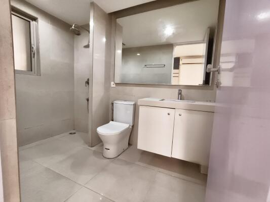 3 BHK Flat in Hiranandani Estate, Thane