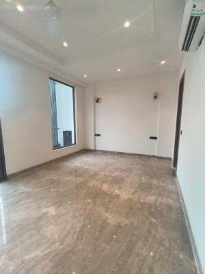4 BHK Independent Builder Floor in South Extension 2, Delhi