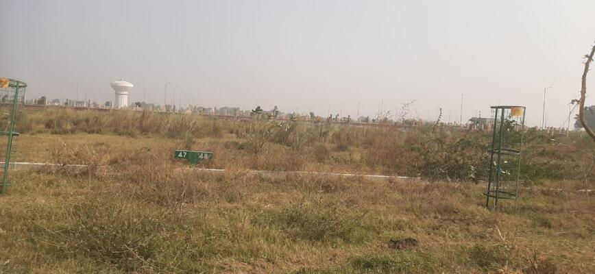 Residential land / Plot in Sector 22E, Yamuna Expressway, Greater Noida