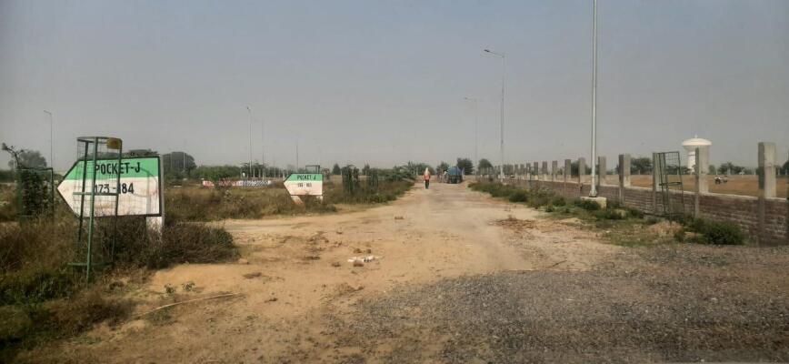Residential land / Plot in Sector 22E, Yamuna Expressway, Greater Noida