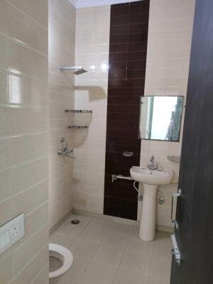 2 BHK Independent Builder Floor in Sainik Colony, Faridabad