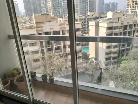 3 BHK Flat in Lokhandwala Kandivali East, Mumbai