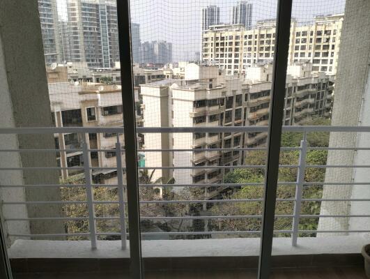 3 BHK Flat in Lokhandwala Kandivali East, Mumbai
