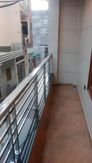3 BHK Independent Builder Floor in Sector 15 Dwarka, Delhi