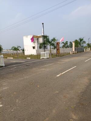 Residential land / Plot in Kayarambedu, Chennai