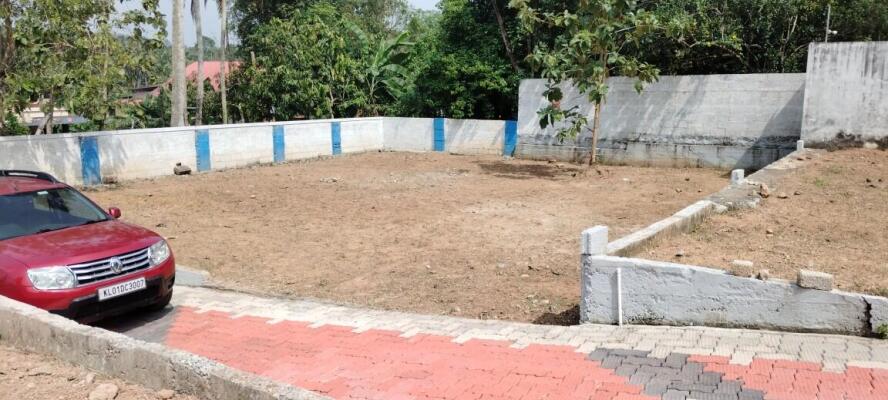 Residential land / Plot in Karyavattom, Trivandrum