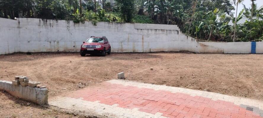 Residential land / Plot in Karyavattom, Trivandrum