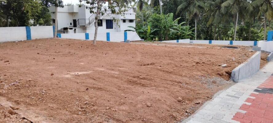 Residential land / Plot in Karyavattom, Trivandrum