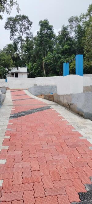 Residential land / Plot in Karyavattom, Trivandrum