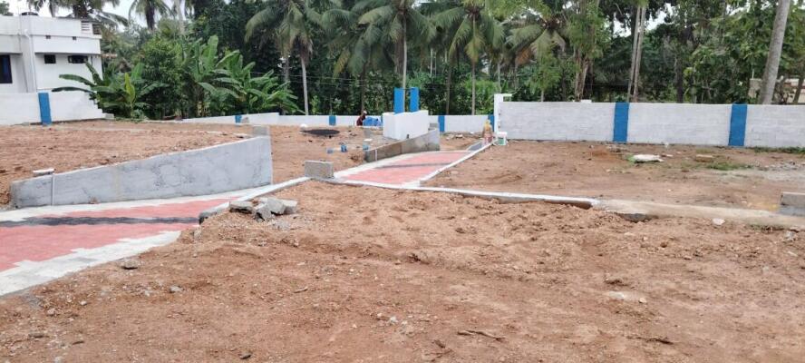 Residential land / Plot in Karyavattom, Trivandrum