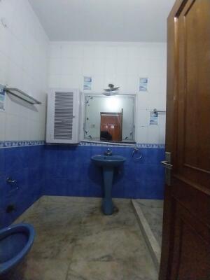 3 BHK Independent Builder Floor in Sarvpriya Vihar, Delhi