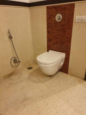 4 BHK Independent Builder Floor in Nehru Place, Delhi