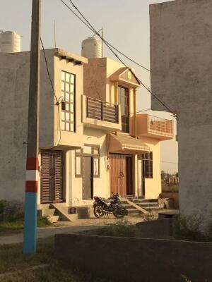 Residential land / Plot in Tilapta, Greater Noida