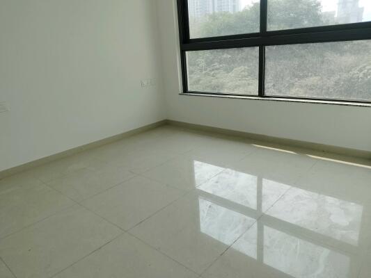 2 BHK Flat in Kolshet Road, Thane