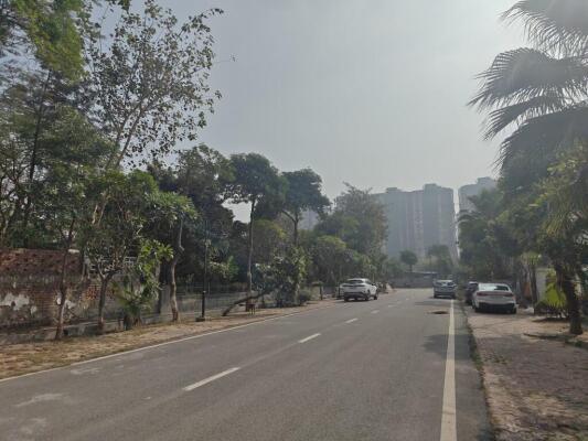 Residential land / Plot in Sector 51, Noida