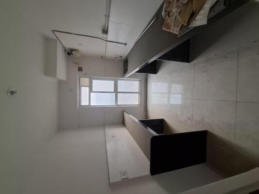 2 BHK Flat in Ghodbunder Road, Thane