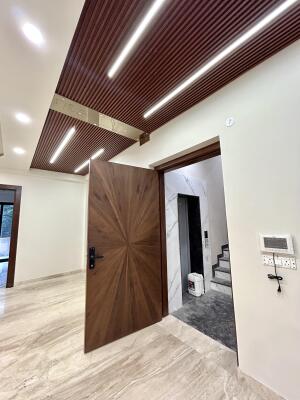 3 BHK Independent Builder Floor in Palam Vihar, Gurgaon