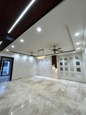 3 BHK Independent Builder Floor in Palam Vihar, Gurgaon