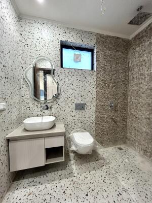 3 BHK Independent Builder Floor in Palam Vihar, Gurgaon