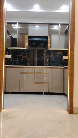 3 BHK Independent Builder Floor in Mahavir Enclave, Delhi