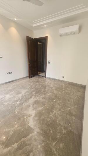 4 BHK Independent Builder Floor in South Extension 2, Delhi