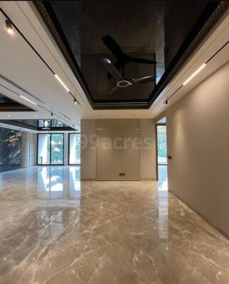 4 BHK Independent Builder Floor in Greater Kailash, Delhi