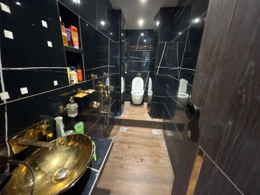 2 BHK Flat in Tilak nagar, Chembur