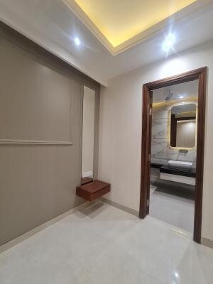 4 BHK Duplex Builder Floor in Sector 8 Dwarka, Delhi
