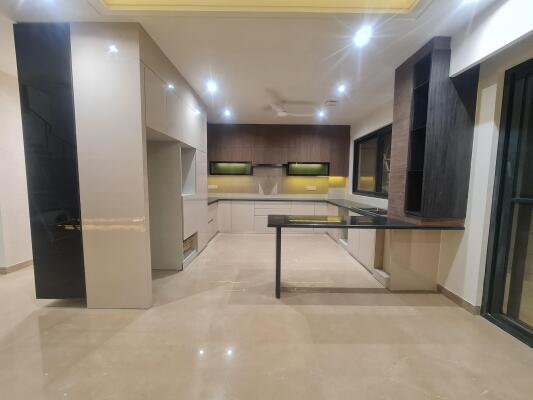 4 BHK Duplex Builder Floor in Sector 8 Dwarka, Delhi