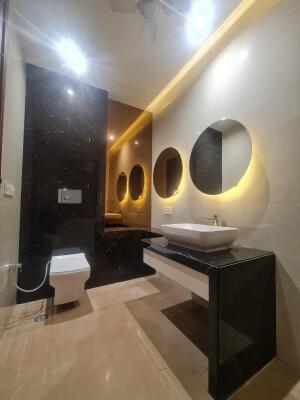 4 BHK Duplex Builder Floor in Sector 8 Dwarka, Delhi