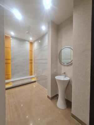 4 BHK Duplex Builder Floor in Sector 8 Dwarka, Delhi