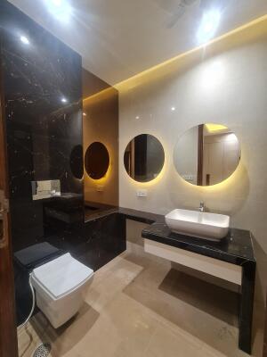 4 BHK Duplex Builder Floor in Sector 8 Dwarka, Delhi