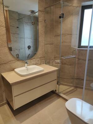 3 BHK Independent Builder Floor in Kalkaji, Delhi