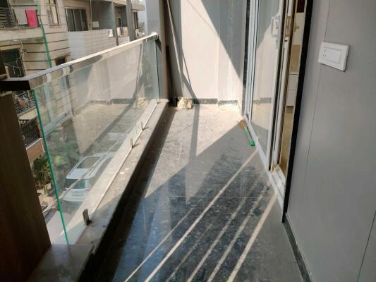 3 BHK Independent Builder Floor in Sector 8 Rohini, Delhi