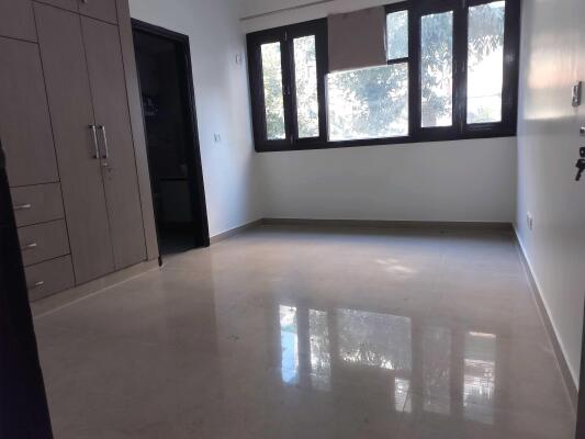 4 BHK Flat in Sector 19B Dwarka, Delhi