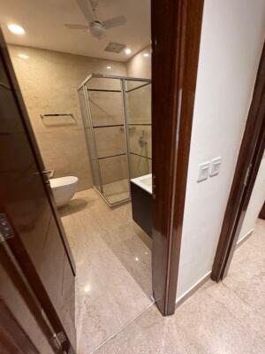 3 BHK Duplex Builder Floor in Jor bagh, Delhi