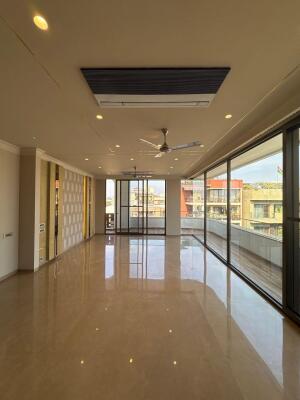 4 BHK Independent Builder Floor in Greater Kailash 2, Delhi