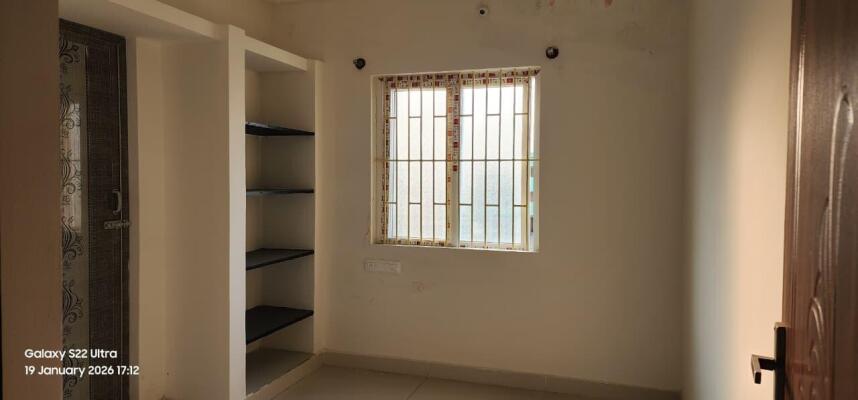 2 BHK Flat in Sipcot Ph 2, Hosur