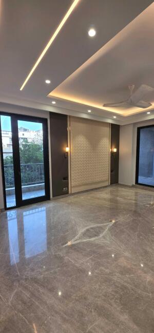 4 BHK Independent Builder Floor in Block-A, DLF City Phase 1, Gurgaon