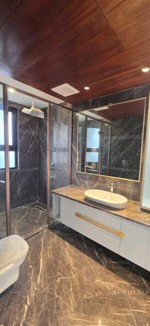 4 BHK Independent Builder Floor in Block-A, DLF City Phase 1, Gurgaon
