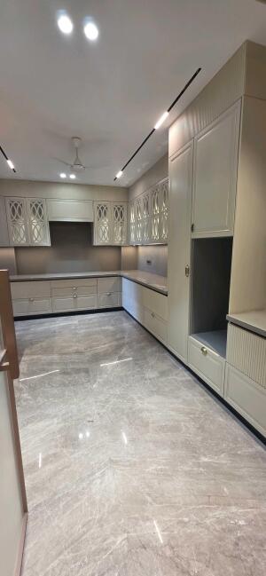 4 BHK Independent Builder Floor in Block-A, DLF City Phase 1, Gurgaon