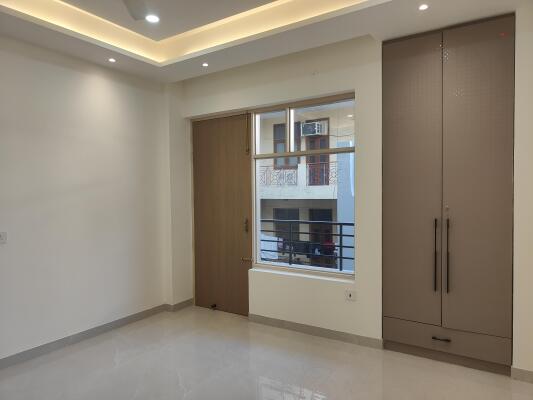 3 BHK Independent Builder Floor in Sector 4, Gurgaon