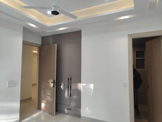 3 BHK Independent Builder Floor in Sector 4, Gurgaon