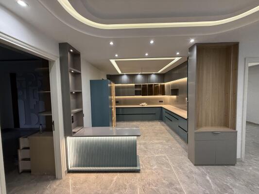 4 BHK Independent Builder Floor in Sector 9, Gurgaon