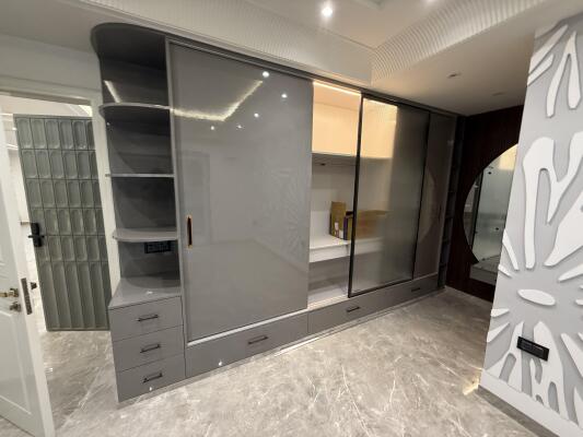4 BHK Independent Builder Floor in Sector 9, Gurgaon