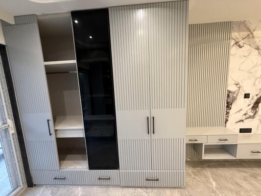 4 BHK Independent Builder Floor in Sector 9, Gurgaon