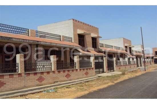 2 Bedroom House in Sector Omicron 1A, Greater Noida