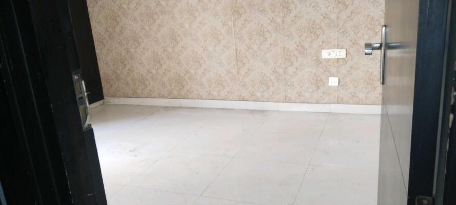 3 BHK Flat in Sector 137, Noida