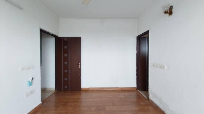 4 BHK Flat in Sector 70, Faridabad