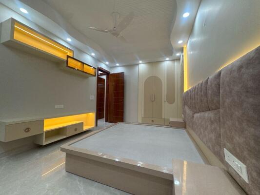 4 BHK Independent Builder Floor in Shakti Khand 3, Ghaziabad